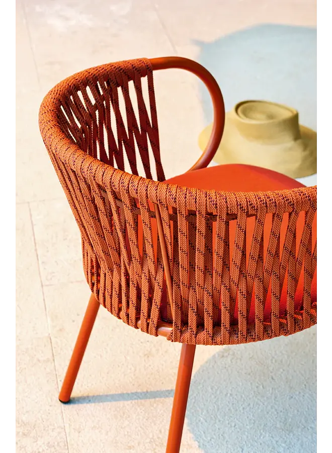 TUKA OUTDOOR DINING CHAIRS