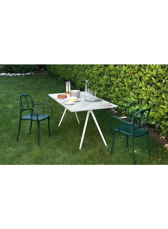 BAGUETTE DINING TABLE