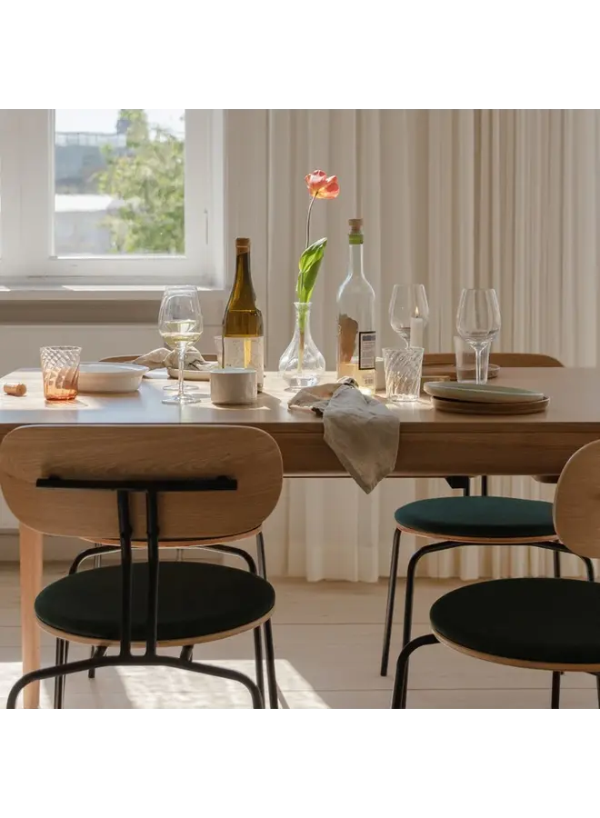 UMAGE HEART'N'SOUL DINING TABLE