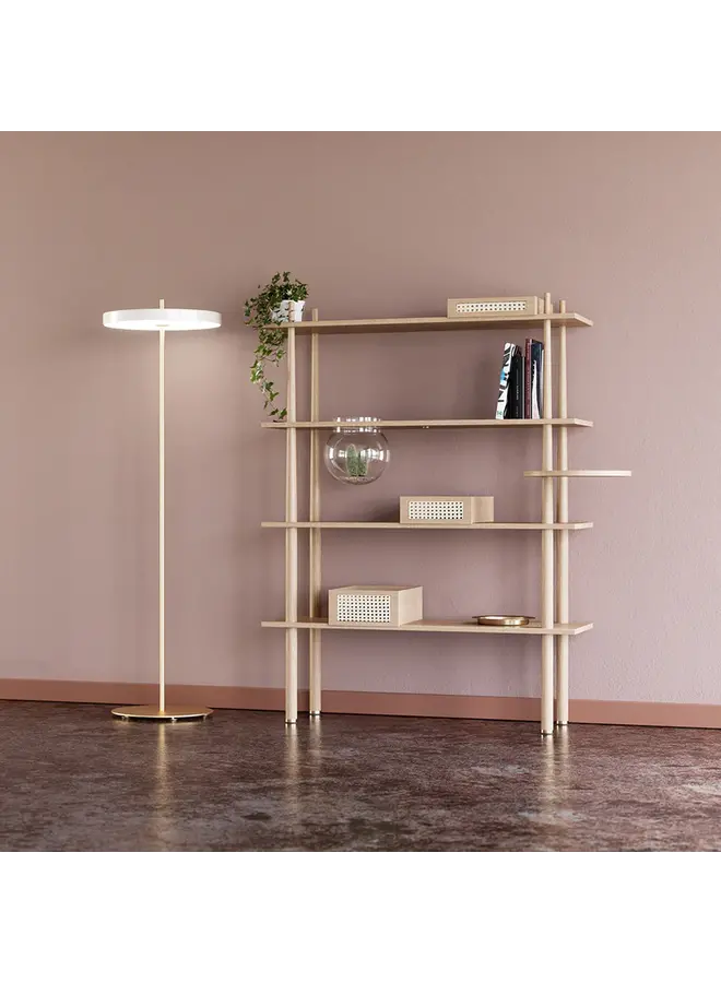 UMAGE STORIES BOOKSHELF