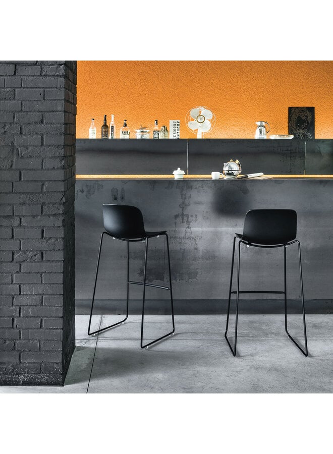 MAGIS TROY STOOL