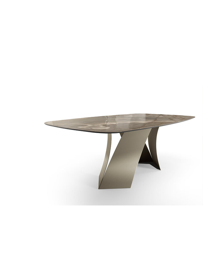 EFORMA TWIST DINING TABLE
