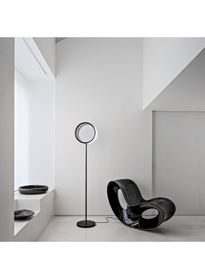 MAGIS VOIDO CHAIR