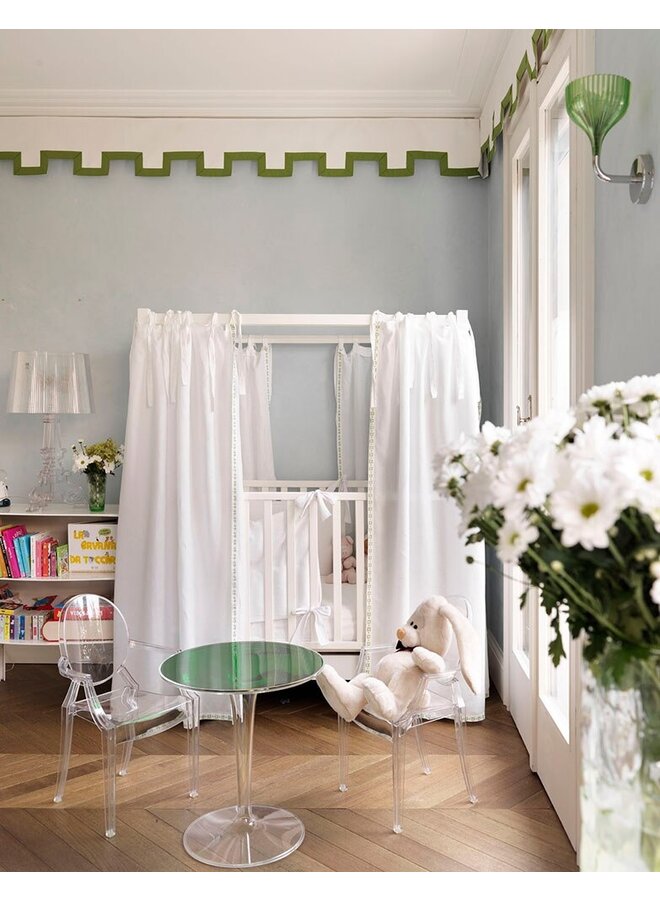 KARTELL LOU LOU GHOST CHAIR – CRYSTAL(KIDS SIZE)