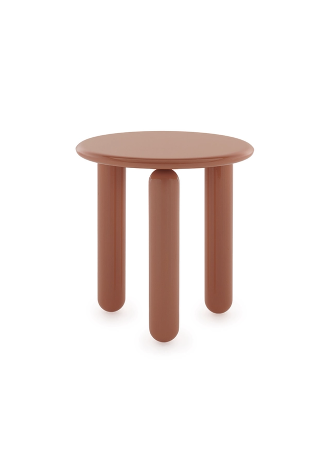 UNDIQUE MAS OVAL SIDE TABLE ORANGE