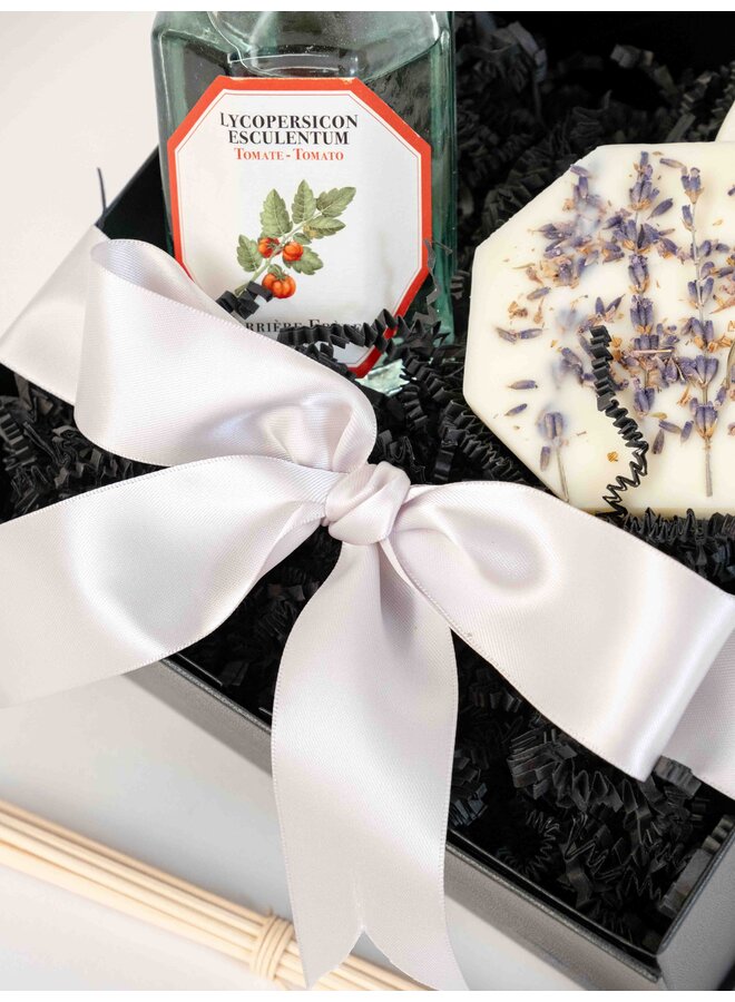 GIFT SET- CF LAVENDER PALETS +CF TOMATO DIFFUSER