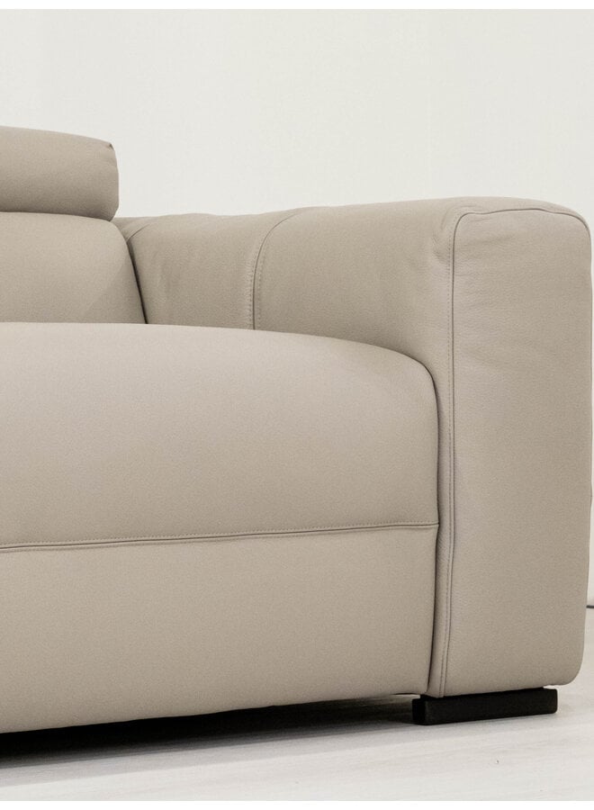 NATUZZI ITALIA BALANCE SECTIONAL SOFA