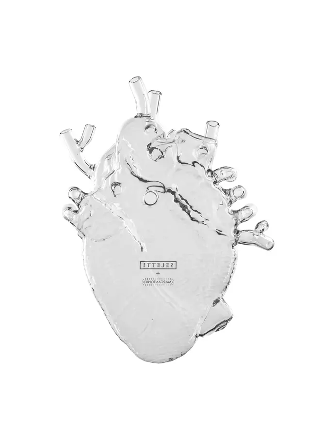 VASE - LOVE IN BLOOM GLASS HEART VASE