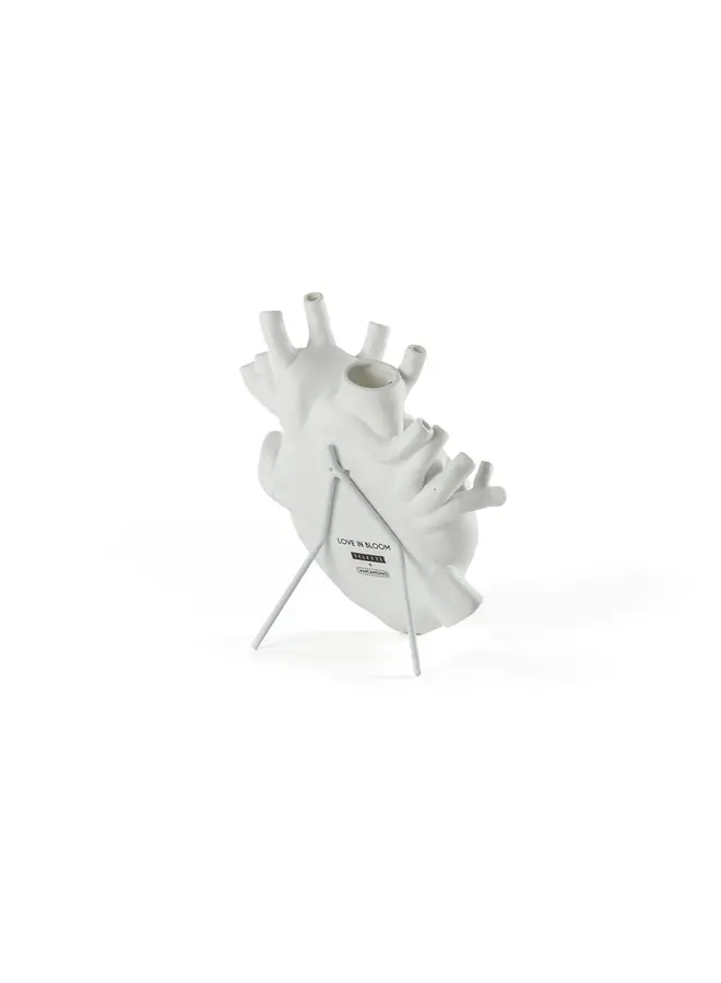 SELETTI LOVE IN BLOOM PORCELAIN HEART VASE