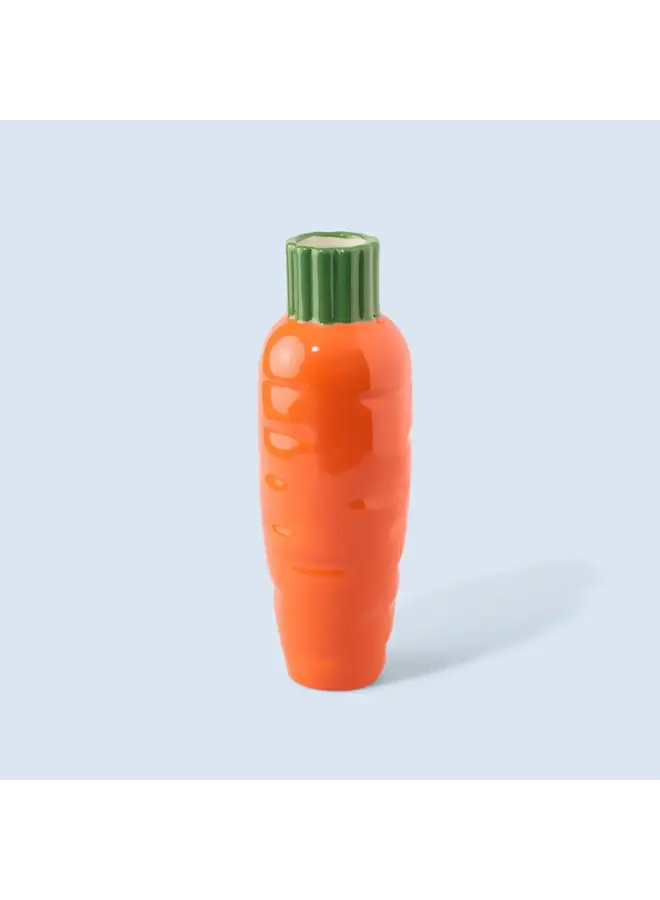 CARROT VASE