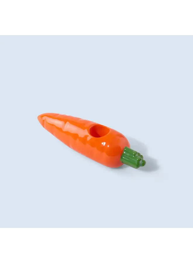 CARROT CANDLE HOLDER