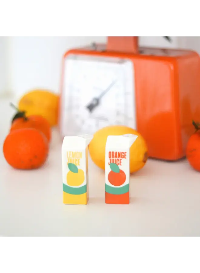 JUICE SALT & PEPPER SHAKERS