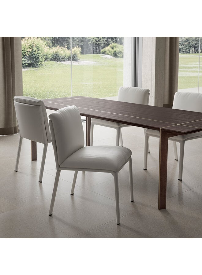 NATUZZI ITALIA AMBRA CHAIR