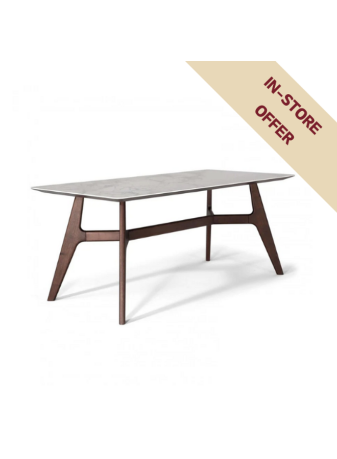 PLETTRO DINING TABLE