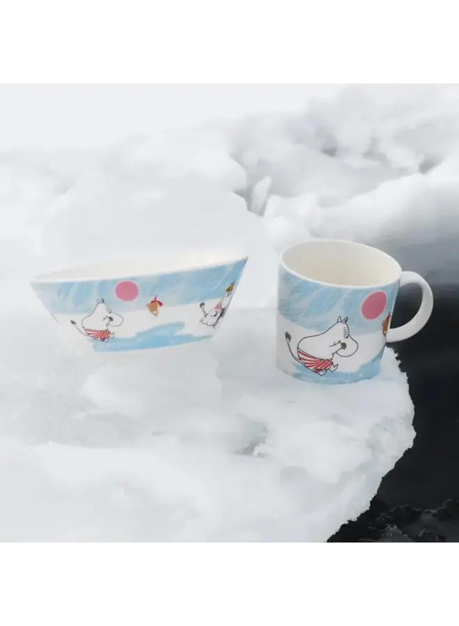 MOOMIN ARABIA MOOMIN MUG – ICE SWIMMING
