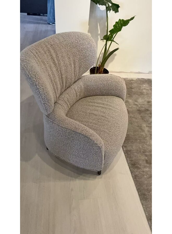 BLOSSOM ARMCHAIR
