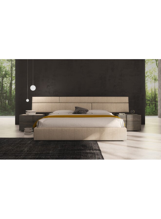 HUPPÉ PLANK SMALL NIGHTSTAND WOOD