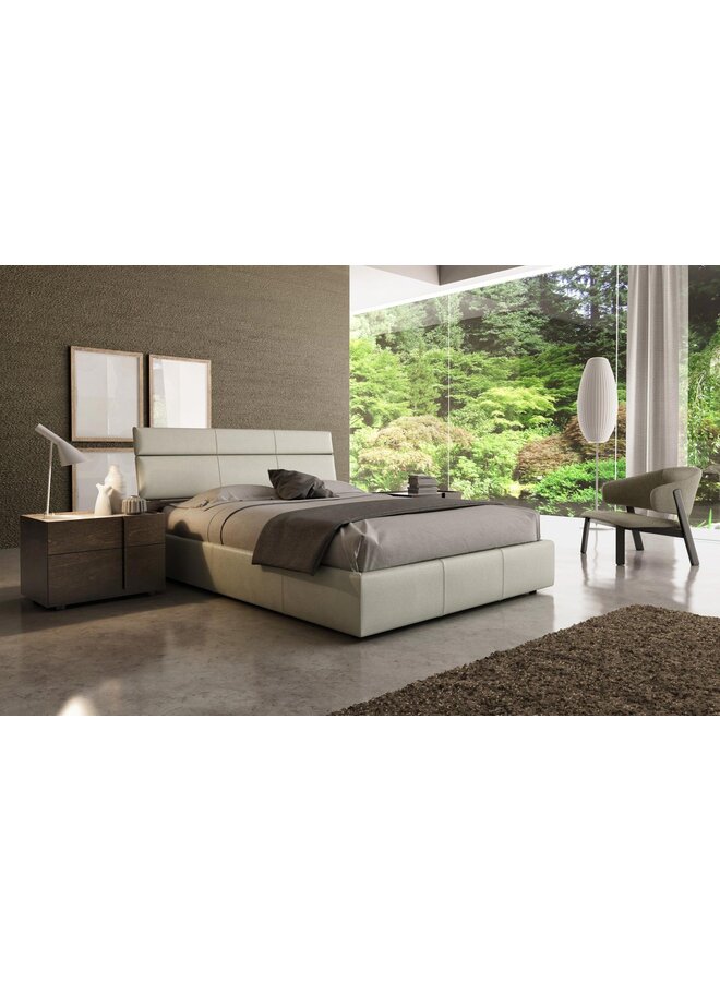 HUPPÉ PLANK SMALL NIGHTSTAND WOOD