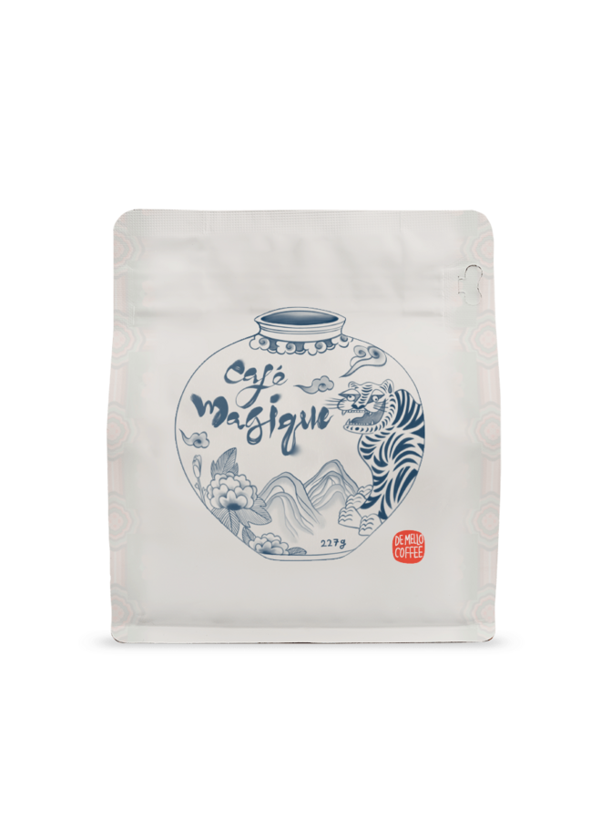 CAFÉ MAGIQUE
