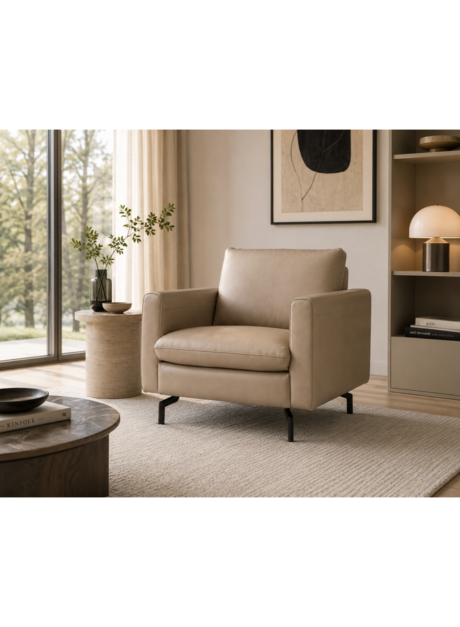 NATUZZI EDITIONS PREMURA LEATHER ARMCHAIR