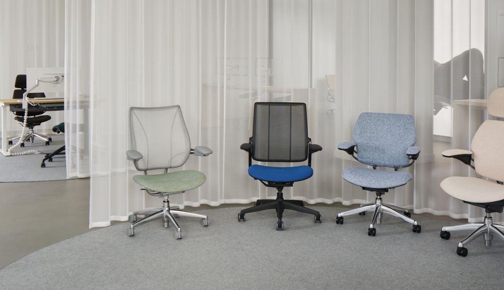 Humanscale Freedom Headrest: An Iconic Ergonomic Office Chair for Modern Workspaces