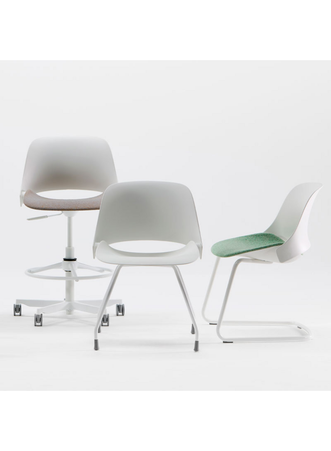 HUMANSCALE TREA CHAIR – FOUR STAR BASE WHITE SHELL