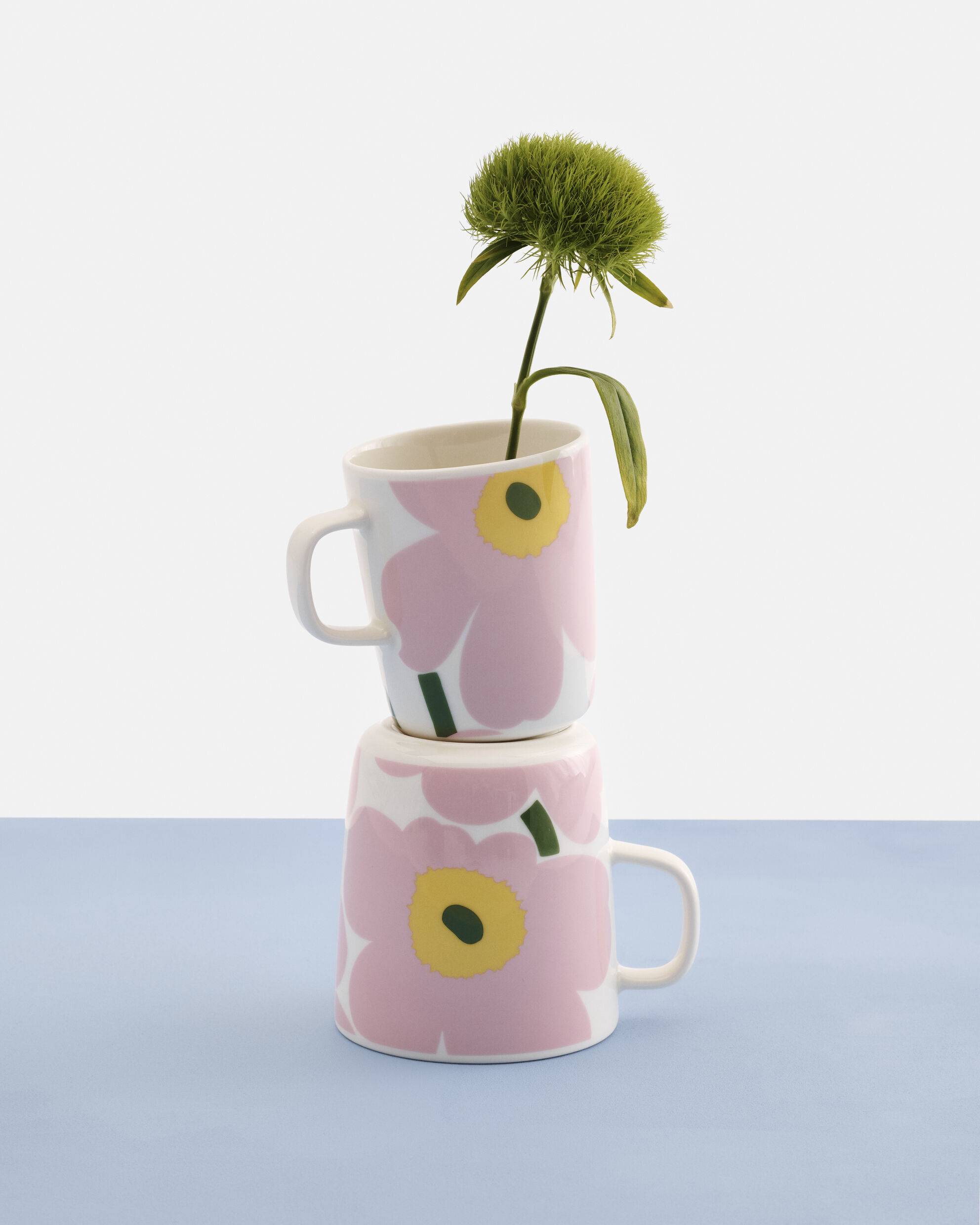  SPRING TABLEWARE