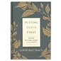 Putting Jesus First: A 21-Day Devotional Journey Through Colossians (Courtney Tracy), Hardcover