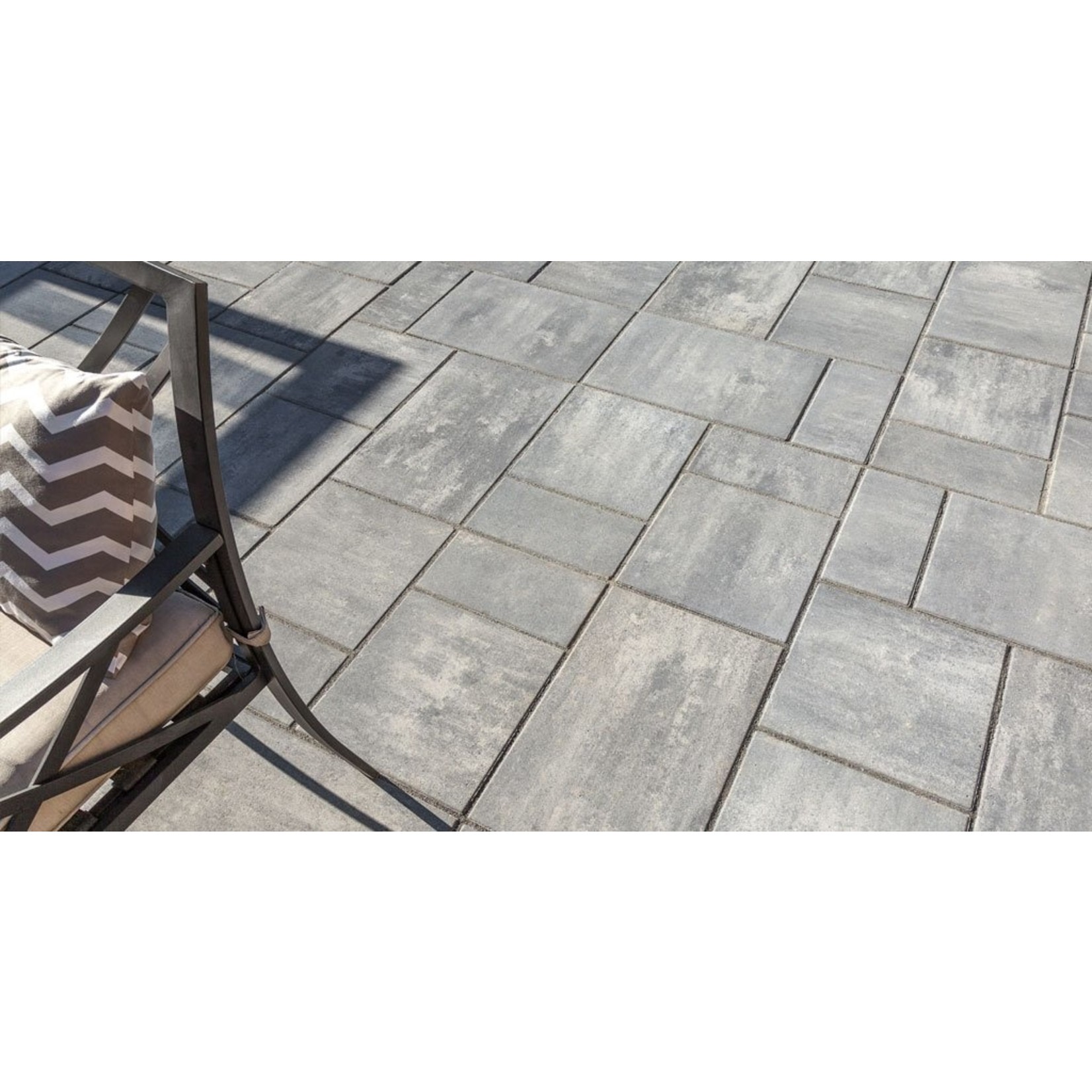 Unilock® Beacon Hill Smooth Pavers Bigfoot Landscape Supply
