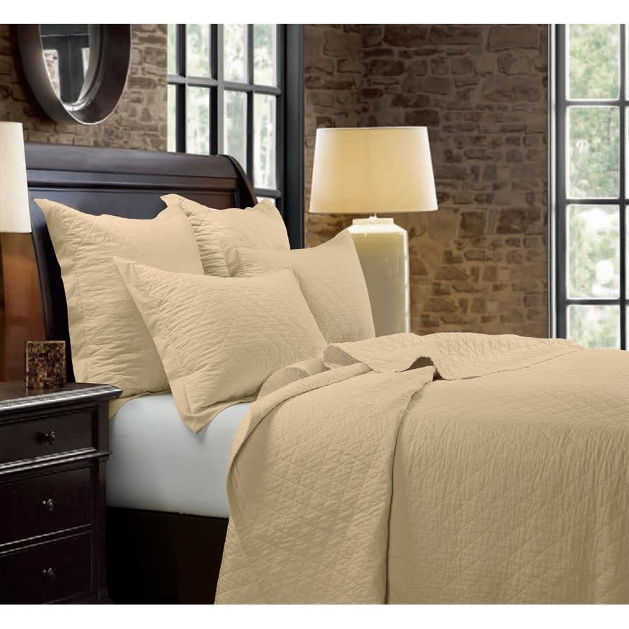 Diamond Pattern Linen Quilt, Khaki - Queen