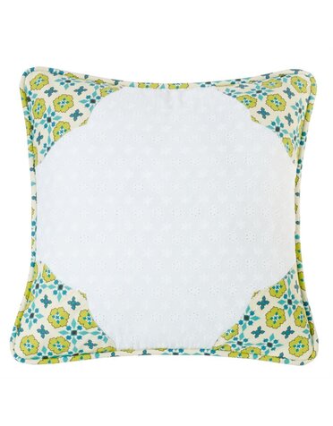 SCALLOPED EDGES PILLOW 18X18