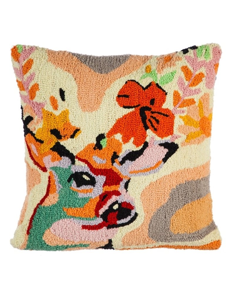 Jardin Deer Hooked Indoor/Outdoor Pillow, 18"x18"
