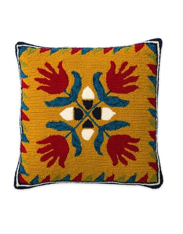 Indoor/Outdoor Hooked Pillow, Ansley Applique 18"x18"