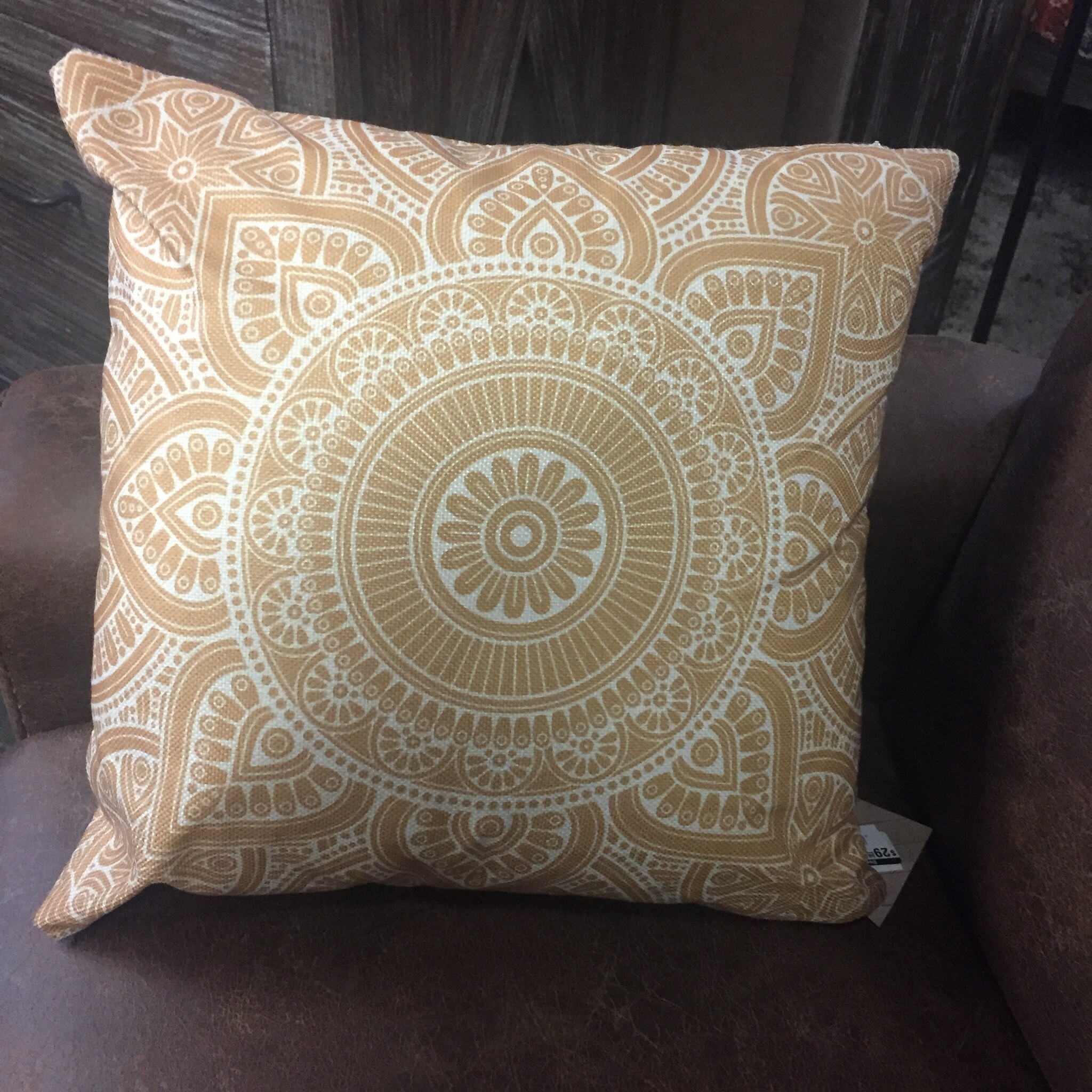 18"x18" Linen Geometric Pillow - Mustard
