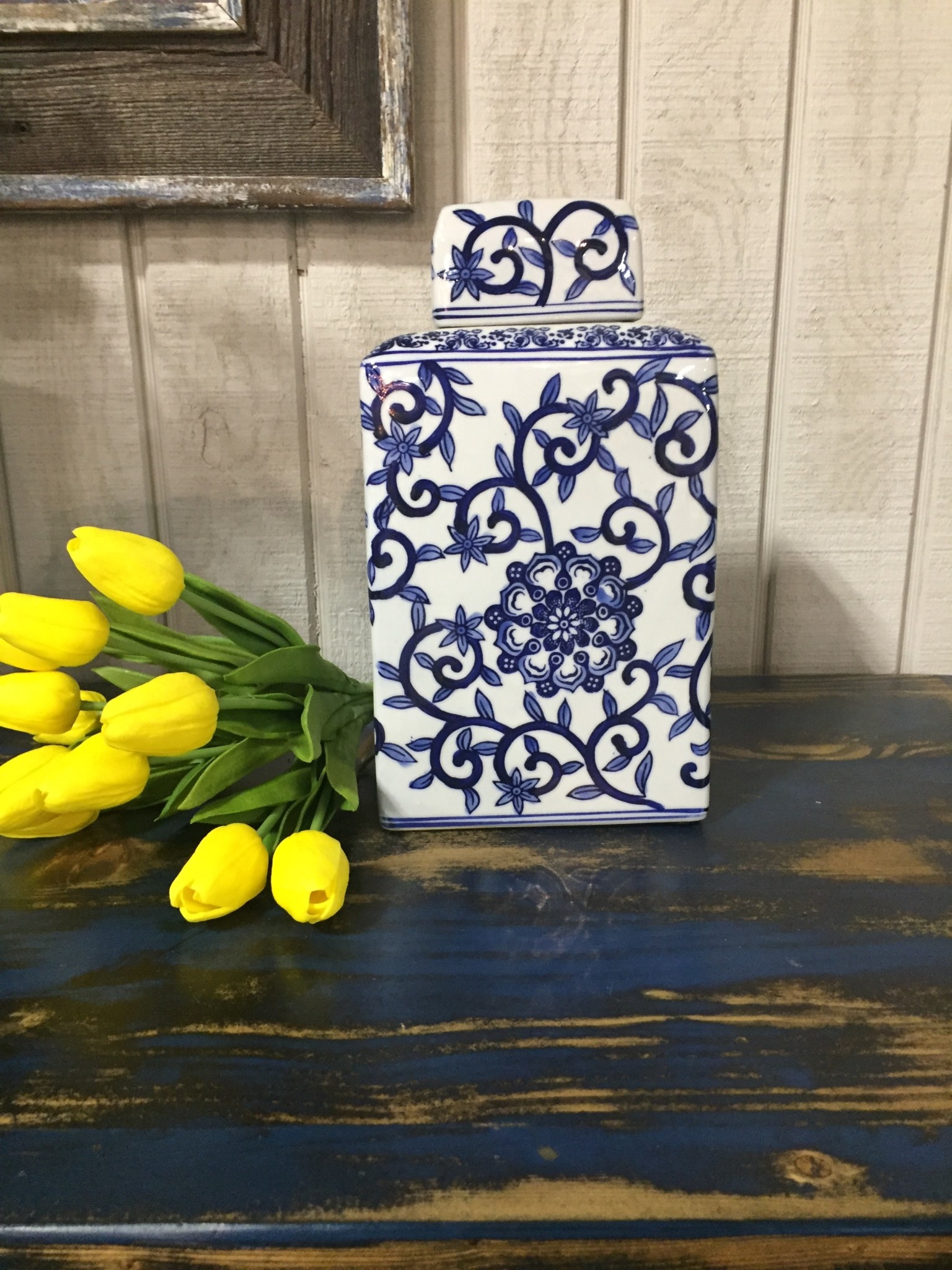 Blue and White Porcelain Canister w/Lid LG