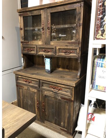 Santa Rita Hutch - Distressed