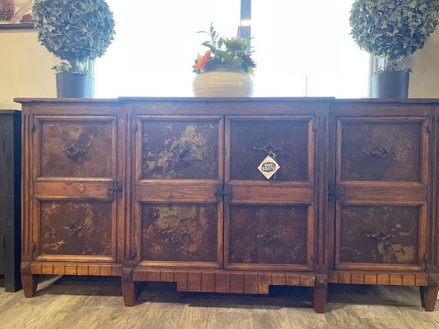Olea Sideboard - Scottish Shield