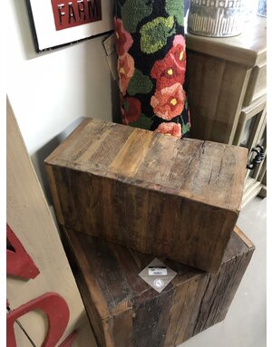 Sq Box L