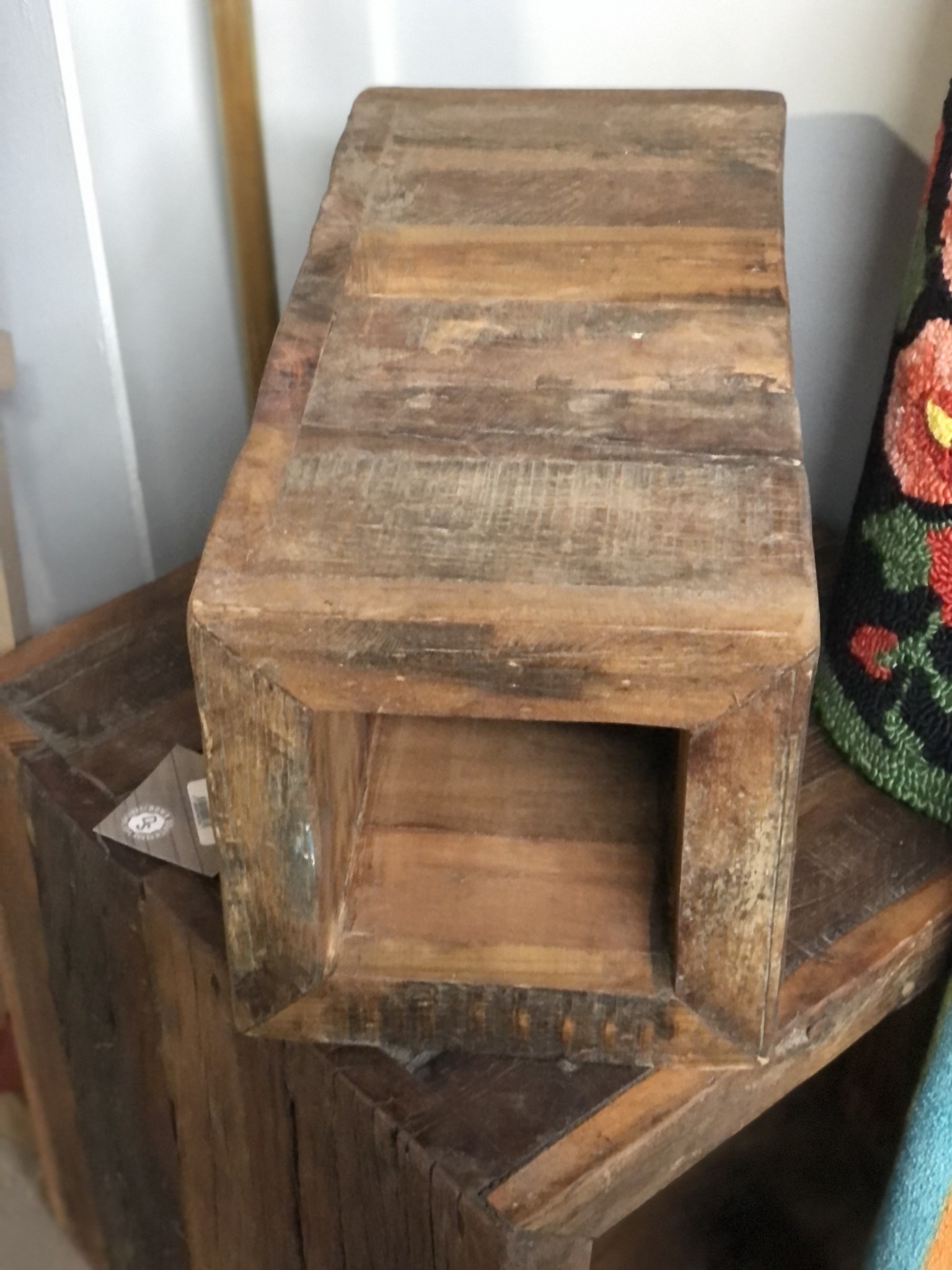 Sq Box L