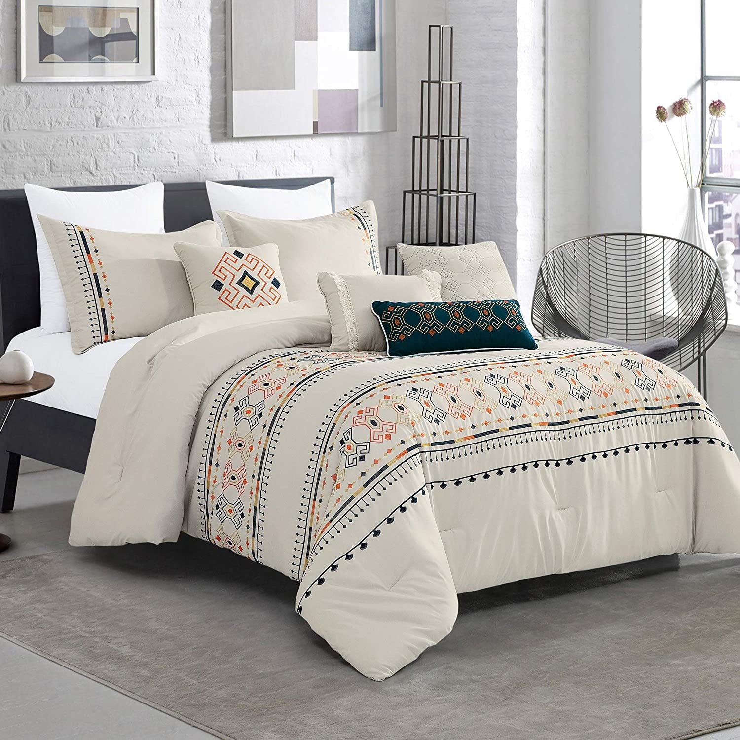 Lucjia & piece Comforter set Cal-King