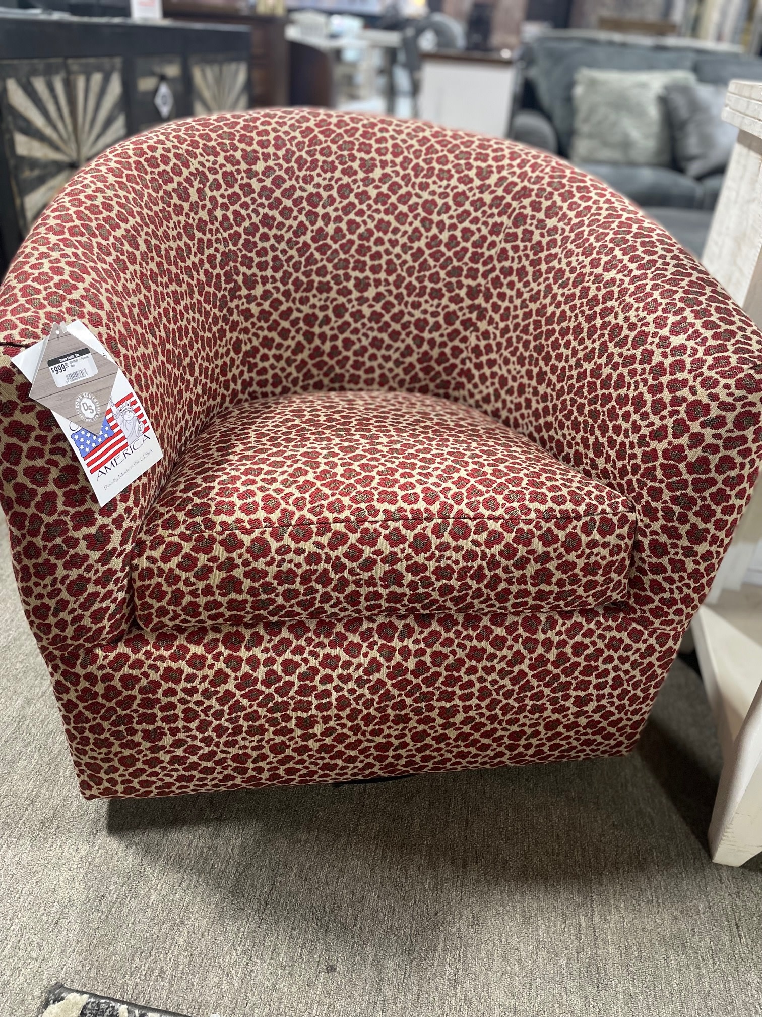 2004SW (swivel) - Pounce Red