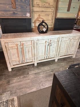 85" Woody Console - White