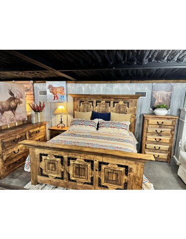 Finca King Bedroom Group - Early American