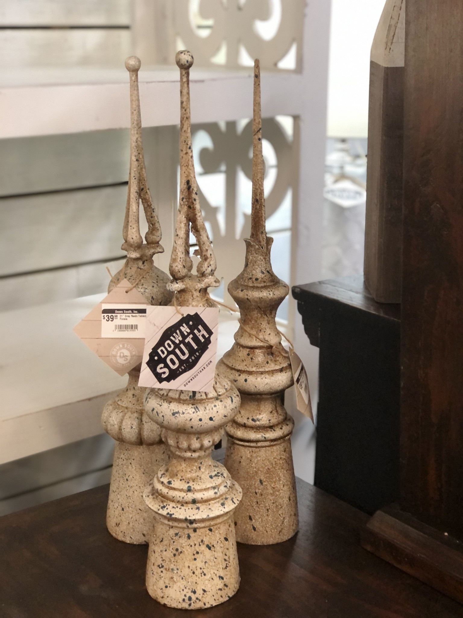 21" Gray Resin Tabletop Finials