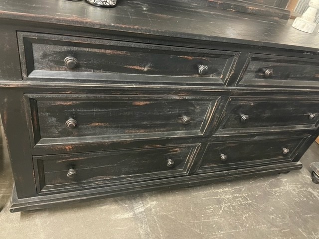 Janelle Chest-Nero Black