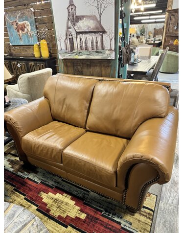Jefferson Loveseat - Whiskey