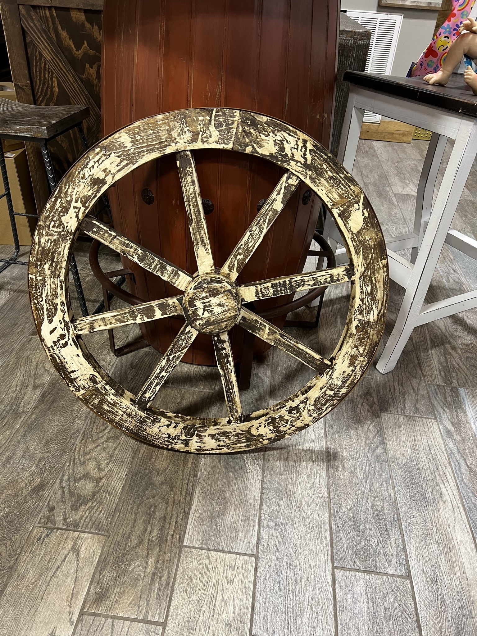 30" Wagon Wheel - White