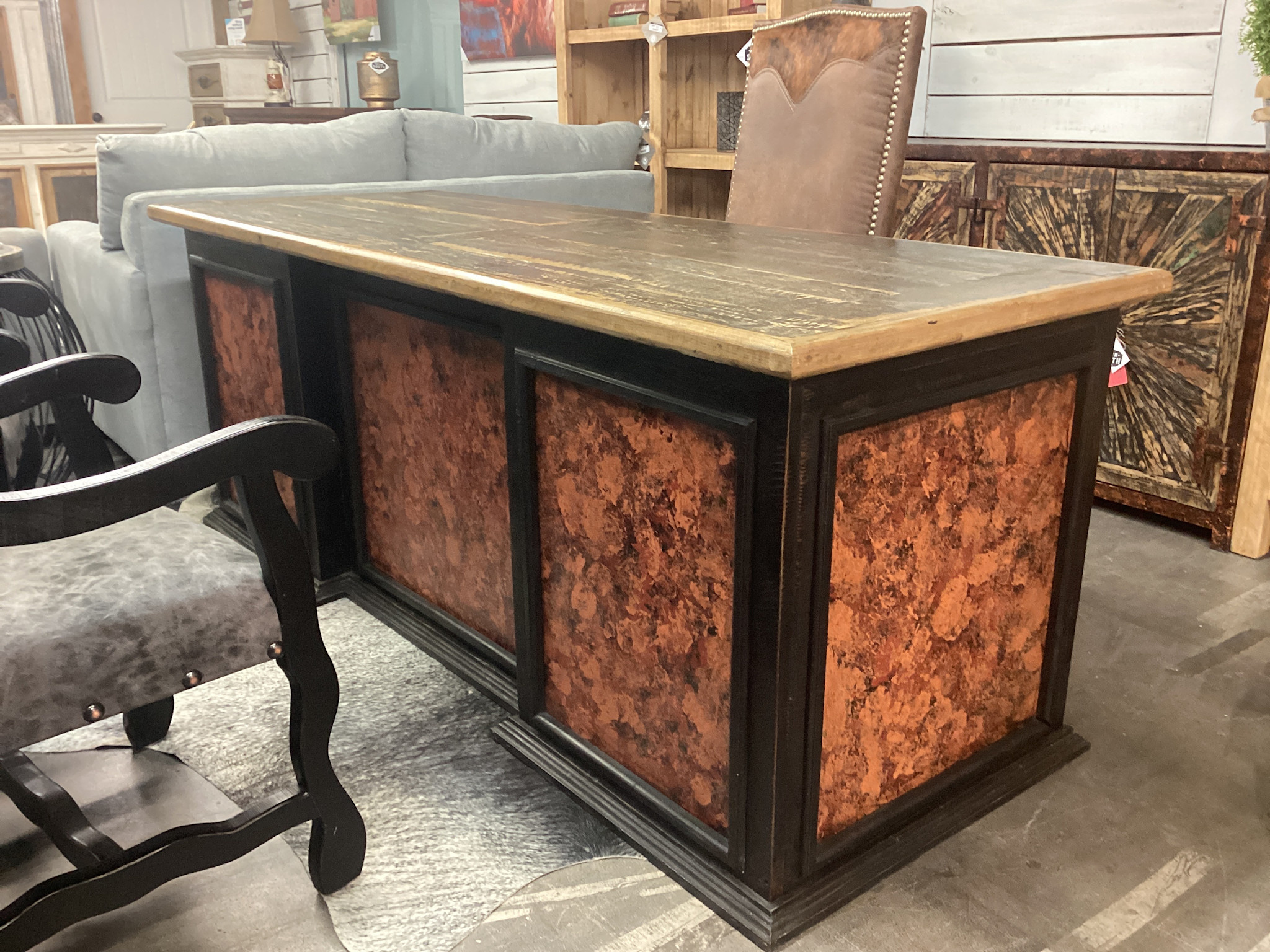 El Maestro 5 Drawer Desk - Black/Red Oxidize