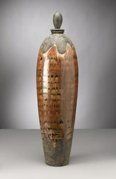 Urn With Lid