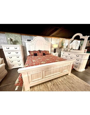 King Lakewood Bedroom Group - Creamy White